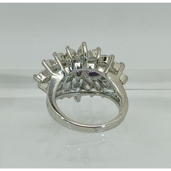 Vintage Ring Size 7.5 Silver Tone White Gold GP Purple CZ Cluster Cocktail NOS - Picture 5 of 10